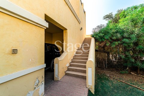 Apartment in Dubai Land, Dubai 2 bedrooms, 160 sq.m. № 122190 - photo 18