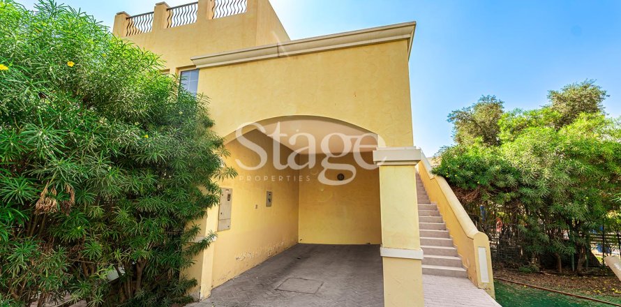 Apartment in Dubai Land, Dubai 2 bedrooms, 160 sq.m. № 122190
