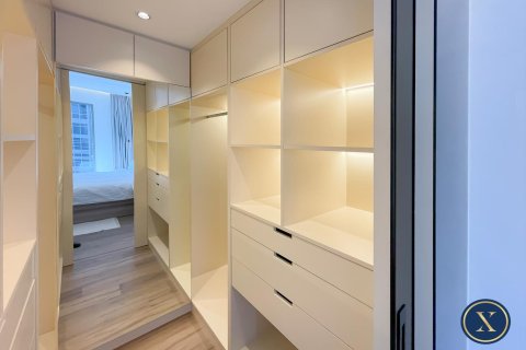 Apartment in South Ridge, Downtown Dubai (Downtown Burj Dubai), Dubai 1 bedroom, 95 sq.m. № 46413 - photo 11
