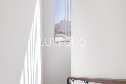Adosado en The Valley, Dubai, 3 dormitorios, 195 m², № 46414 - foto 13