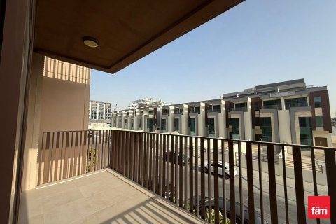 Apartment in Dubai 2 bedrooms, 177.5 sq.m. № 23625 - photo 2
