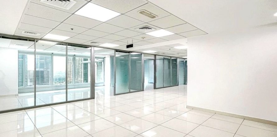 Oficina en Dubai, 177.4 m², № 48881