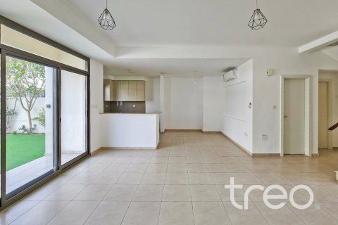 فيلا في Hayat Townhouses, Town Square, دبي 3 غرف نوم, 220.27 م² رقم 139959 - صورة 3