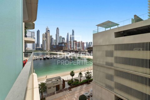 Appartement à EMAAR Beachfront, Dubai Harbour, Dubai, 1 chambre, 79.8 m², № 128151 - photo 18