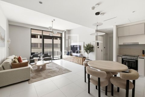 Appartement à EMAAR Beachfront, Dubai Harbour, Dubai, 1 chambre, 79.8 m², № 128151