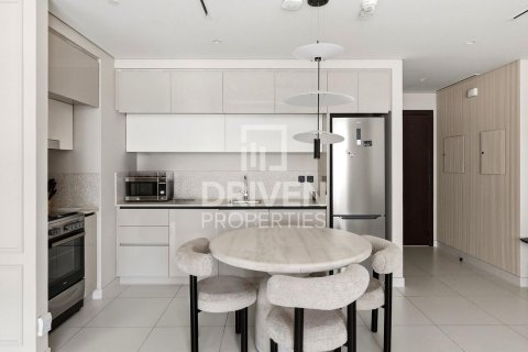 Appartement à EMAAR Beachfront, Dubai Harbour, Dubai, 1 chambre, 79.8 m², № 128151 - photo 13