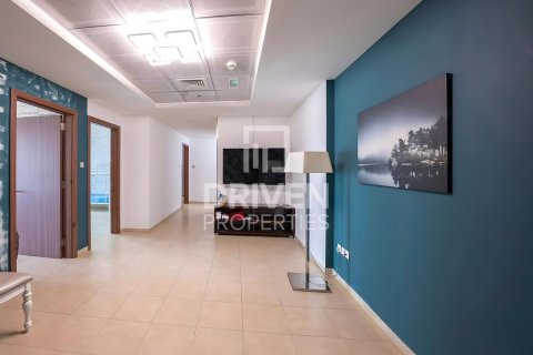 Duplex in Jumeirah Village Triangle, Dubai 3 bedrooms, 382.48 sq.m. № 137313 - photo 16