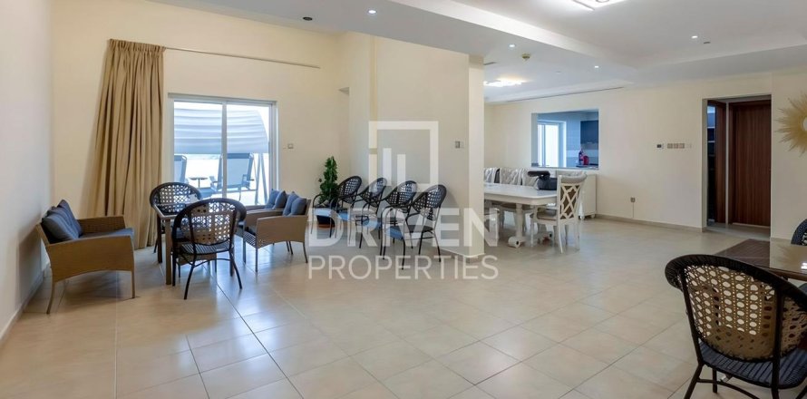 Duplex in Jumeirah Village Triangle, Dubai 3 bedrooms, 382.48 sq.m. № 137313
