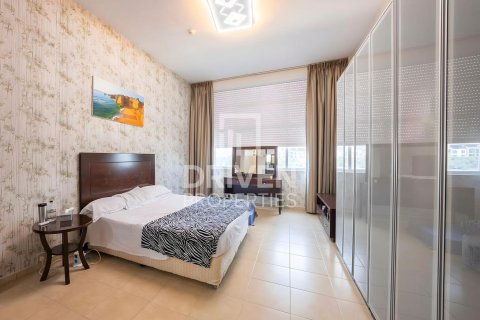 Duplex in Jumeirah Village Triangle, Dubai 3 bedrooms, 382.48 sq.m. № 137313 - photo 11