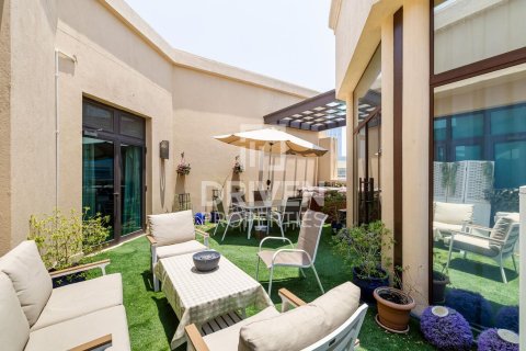 Apartment in Downtown Dubai (Downtown Burj Dubai), Dubai 2 bedrooms, 281.77 sq.m. № 137314 - photo 9