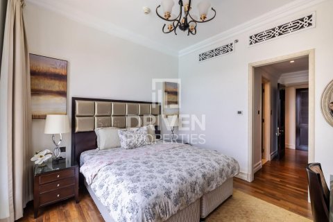 Apartment in Downtown Dubai (Downtown Burj Dubai), Dubai 2 bedrooms, 281.77 sq.m. № 137314 - photo 17