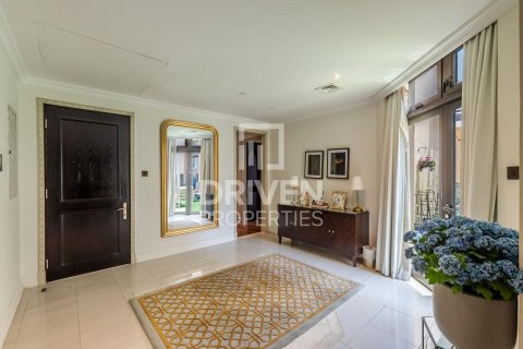 Apartment in Downtown Dubai (Downtown Burj Dubai), Dubai 2 bedrooms, 281.77 sq.m. № 137314 - photo 6