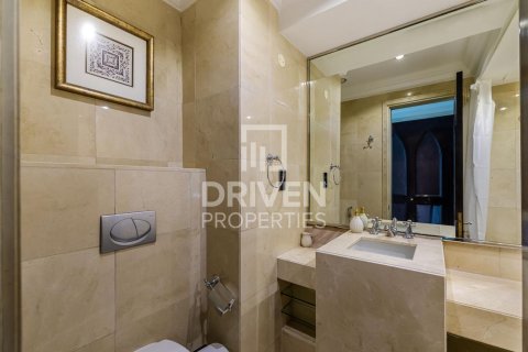 Apartment in Downtown Dubai (Downtown Burj Dubai), Dubai 2 bedrooms, 281.77 sq.m. № 137314 - photo 3