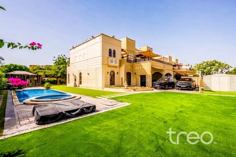 Villa in Mudon, Dubai 4 bedrooms, 351.73 sq.m. № 119392