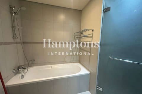 Apartment in The Views 1, The Views, Dubai 1 bedroom, 79.24625900 sq.m. № 95283 - photo 4