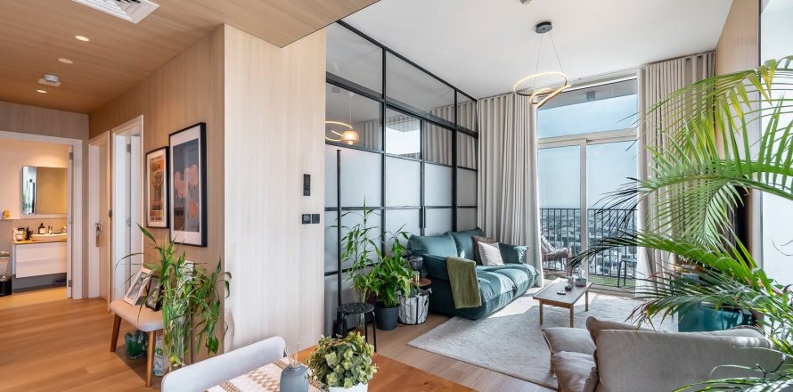 Apartamento en Dubai, 2 dormitorios, 68 m², № 96975