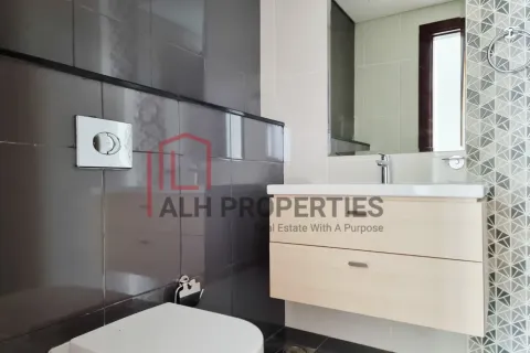 Apartment in DAMAC Hills (Akoya by DAMAC), Dubai 2 bedrooms, 168 sq.m. № 92811 - photo 15