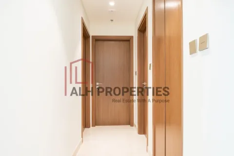 Apartment in Dubai Harbour, Dubai 2 bedrooms, 106 sq.m. № 92823 - photo 18
