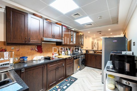 Купить виллу в District 11, Джумейра Вилладж Серкл, Дубай: 3 спальни, 143.91м², № 140151 - фото 14