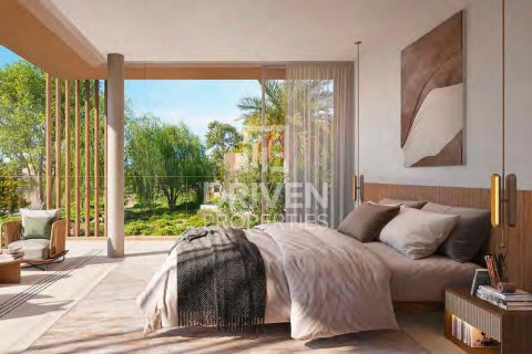 Villa in Dubai 5 bedrooms, 651.53 sq.m. № 140155 - photo 3