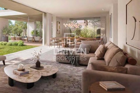 Villa in Dubai 5 bedrooms, 651.53 sq.m. № 140155 - photo 11