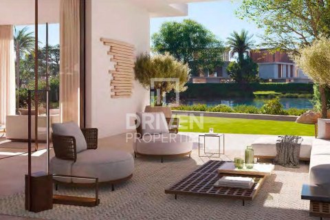 Villa in Dubai 5 bedrooms, 651.53 sq.m. № 140155 - photo 14