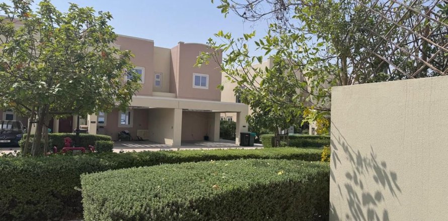 Maison de ville à Dubai, 4 chambres, 230.4 m², № 64642