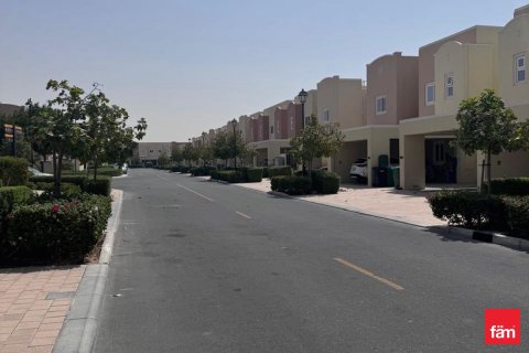 Maison de ville à Dubai, 4 chambres, 230.4 m², № 64642 - photo 2