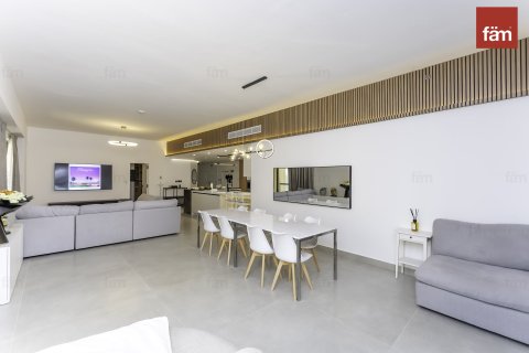 Apartment in Dubai 4 bedrooms, 518.2 sq.m. № 64645 - photo 19