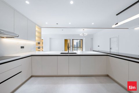 Apartment in Dubai 4 bedrooms, 518.2 sq.m. № 64645 - photo 7