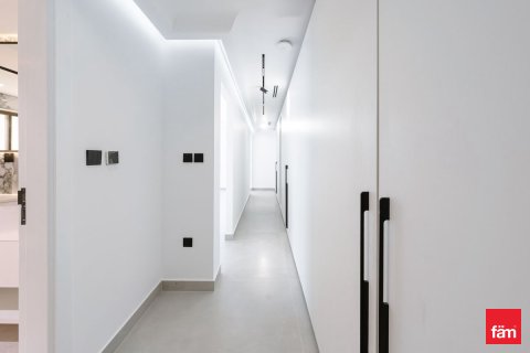 Apartment in Dubai 4 bedrooms, 518.2 sq.m. № 64645 - photo 15