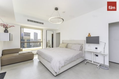 Apartment in Dubai 4 bedrooms, 518.2 sq.m. № 64645 - photo 1