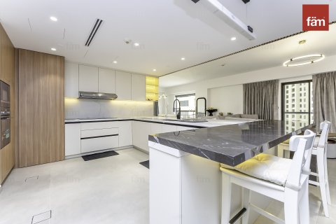 Apartment in Dubai 4 bedrooms, 518.2 sq.m. № 64645 - photo 24