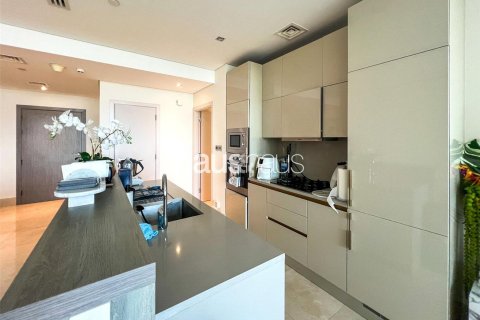 Снять в аренду квартиру в The Crescent, Пальма Джумейра, Дубай: 2 спальни, 124м², № 44955 - фото 8