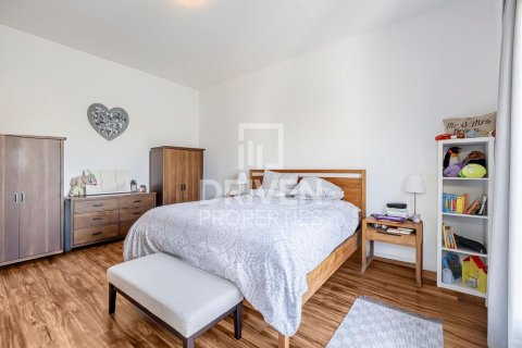 Adosado en The Springs, Dubai, 3 dormitorios, 341 m², № 18923 - foto 10