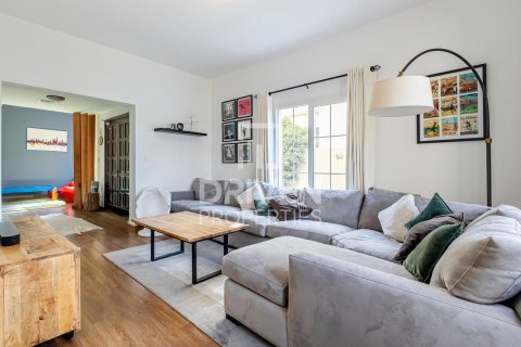 Adosado en The Springs, Dubai, 3 dormitorios, 341 m², № 18923 - foto 22