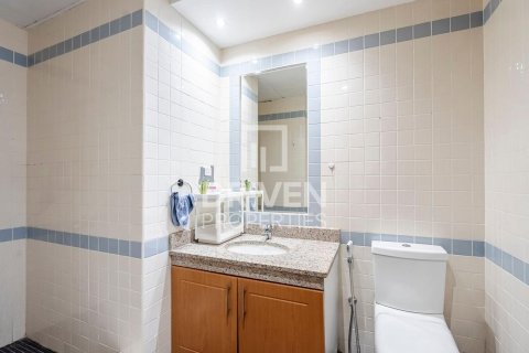 Apartment in Barsha Heights (Tecom), Dubai 2 bedrooms, 121.42 sq.m. № 138427 - photo 9