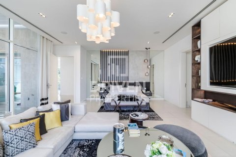 Villa in The Nest, Al Barari, Dubai 4 bedrooms, 1196.03 sq.m. № 138428 - photo 11