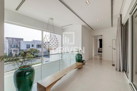 Villa in The Nest, Al Barari, Dubai 4 bedrooms, 1196.03 sq.m. № 138428 - photo 21