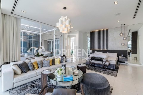 Villa in The Nest, Al Barari, Dubai 4 bedrooms, 1196.03 sq.m. № 138428 - photo 13
