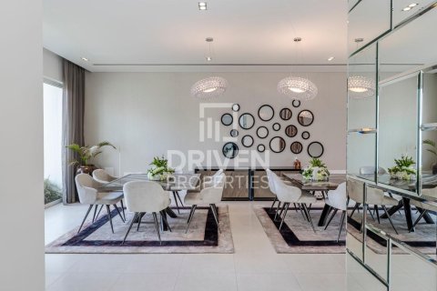 Villa in The Nest, Al Barari, Dubai 4 bedrooms, 1196.03 sq.m. № 138428 - photo 9