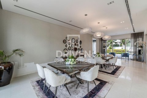 Villa in The Nest, Al Barari, Dubai 4 bedrooms, 1196.03 sq.m. № 138428 - photo 6