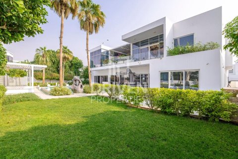 Villa in The Nest, Al Barari, Dubai 4 bedrooms, 1196.03 sq.m. № 138428 - photo 30