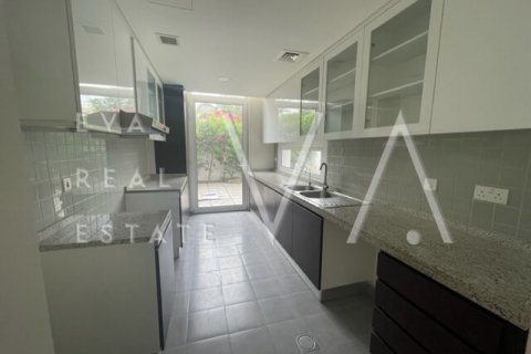 Maison de ville à Dubai, 3 chambres, 263.99 m², № 52628 - photo 4
