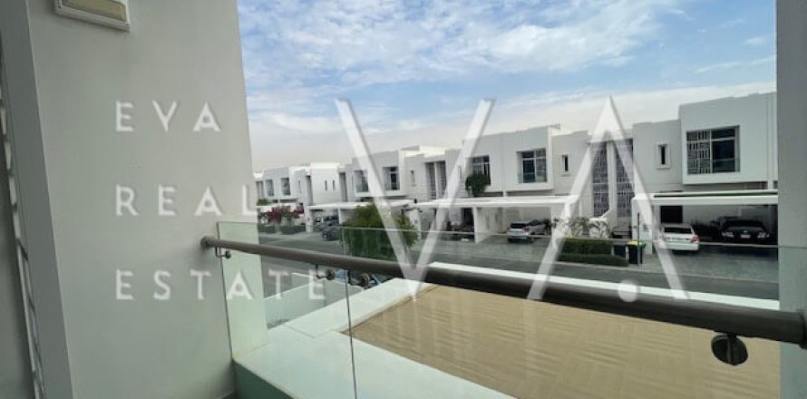Maison de ville à Dubai, 3 chambres, 263.99 m², № 52628