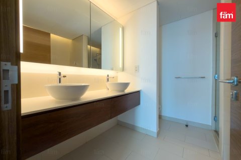 Apartment in City Walk, Dubai 3 bedrooms, 212.7 sq.m. № 109537 - photo 28