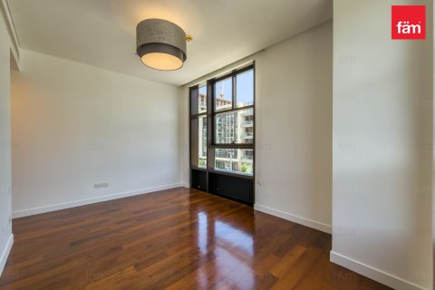 Apartment in City Walk, Dubai 3 bedrooms, 212.7 sq.m. № 109537 - photo 22