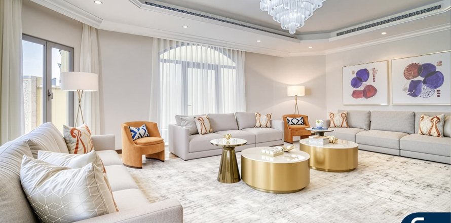 Villa in Palm Jumeirah, Dubai 5 bedrooms, 622 sq.m. № 76722