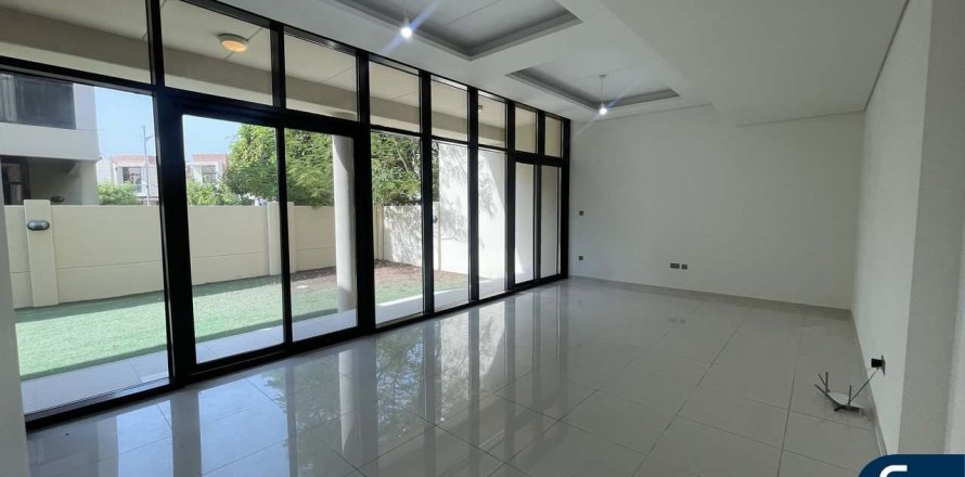 Adosado en DAMAC Hills (Akoya by DAMAC), Dubai, 3 dormitorios, 190 m², № 76725