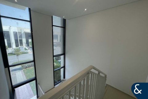 Adosado en DAMAC Hills (Akoya by DAMAC), Dubai, 3 dormitorios, 190 m², № 76725 - foto 13